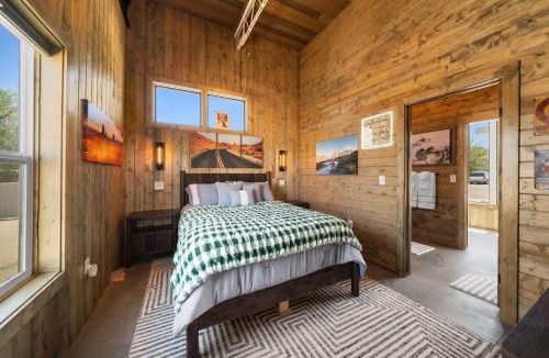 Hanksville House | Krustys Motor Suites - Historic Gas Station Converted to Motor Neon Stay