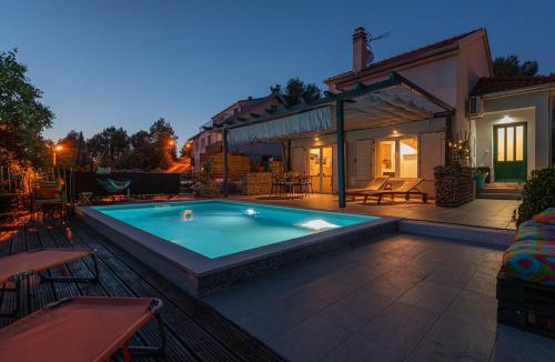 Bilice House | Kuća Mali Raj - Little Paradise