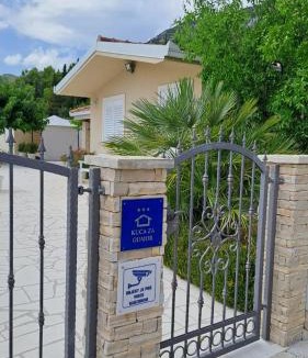 Dusina House | KUĆA U PRIRODI LI