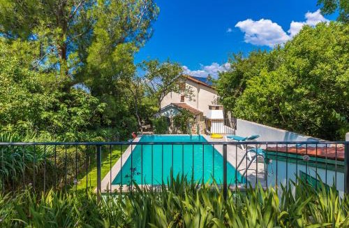 Omisalj House | Kuća za odmor DUNJA sa privatnim bazenom