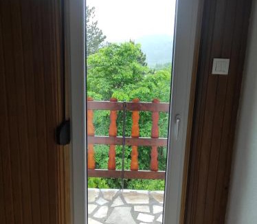 Lic House | Kuća za odmor Iva