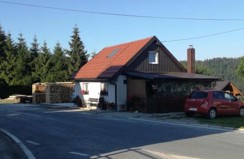 Crni Lug Apartment | Kuća za odmor "Jasna" (Holiday home "Jasna")