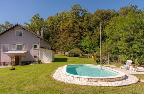 Karlovac House | Kuća za odmor Mažuran