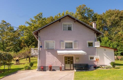 Karlovac House | Kuća za odmor Mažuran