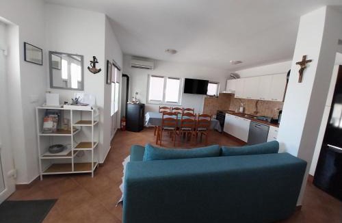 Brijesta Apartment | Kuća za odmor >Maro<