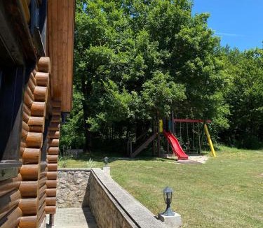 Otocac House | Kuća za odmor Marta
