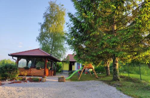 Tounj Apartment | Kuća za odmor Tina