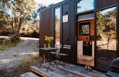 Kuaotunu House | Kūaotunu Cabin 1 by Tiny Away