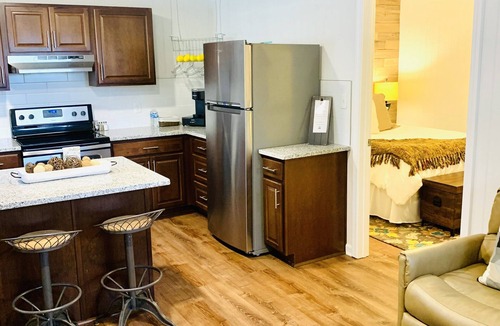 Shiner House | Kuby's Place, Downtown Shiner Casita