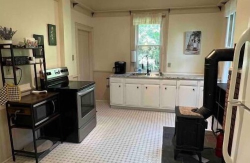 Reno House | Kugler Cottage, built 1871
