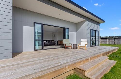 Waiotahi House | Kukumoa At the Beach