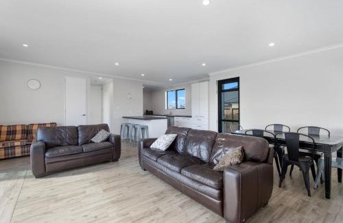 Waiotahi House | Kukumoa At the Beach