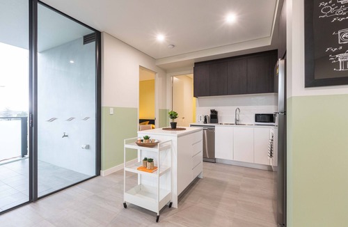 Mays Hill Apartment | KULA - Apartment Parramatta