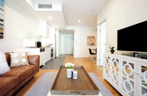 Crows Nest Apartment | KULA - Premium One Bed Apartment