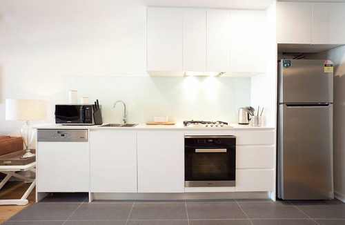 Crows Nest Apartment | KULA - Premium One Bed Apartment