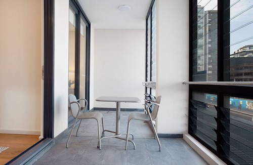 Crows Nest Apartment | KULA - Premium One Bed Apartment