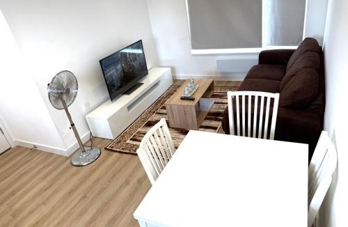 Bellingham Apartment | Kunzu terrace