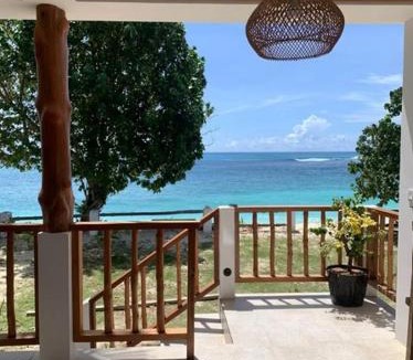 Katiet Villa | Kupu Kupu Villas Mentawai