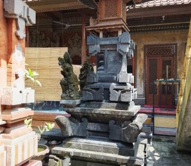 Raya Kuta House | Kuta Grace house Bali