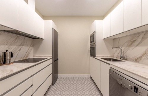 Bilbao Old Town Apartment | Kuttun by People Rentals apartment