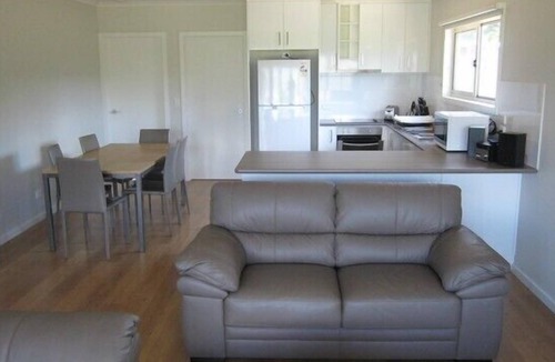 Tawonga House | KVH PANORAMA GUEST HOUSE