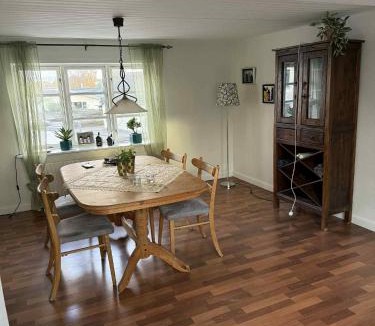 Tylstrup Apartment | Kvisthuset 1 Sal