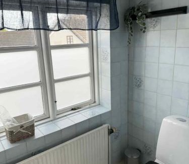 Tylstrup Apartment | Kvisthuset 1 Sal