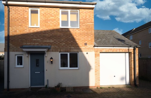 Peterborough Apartment | KVM - Jubilee Mansions 2