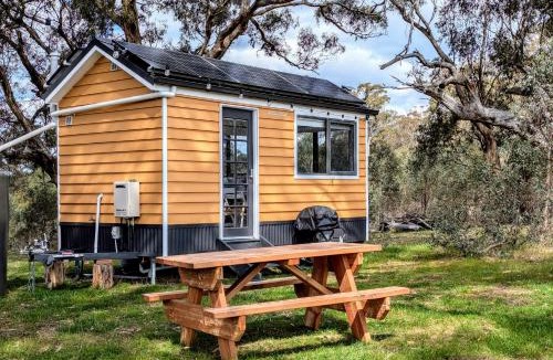 Metcalfe House | Kyneton Ridge Tiny House - Tiny Stays