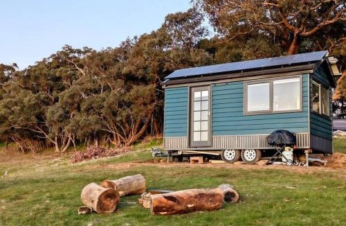 Metcalfe House | Kyneton Tiny House - Tiny Stays