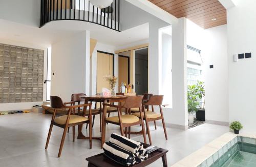 Padalarang House | Kyoto House - KBP with Onsen style pool, Warm water, Near Parahyangan Golf