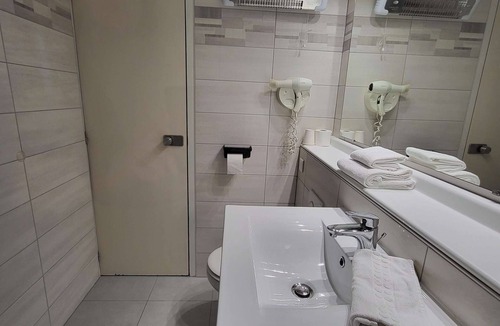 Chatillon-en-Michaille Hotel | KYRIAD BELLEGARDE - Genève
