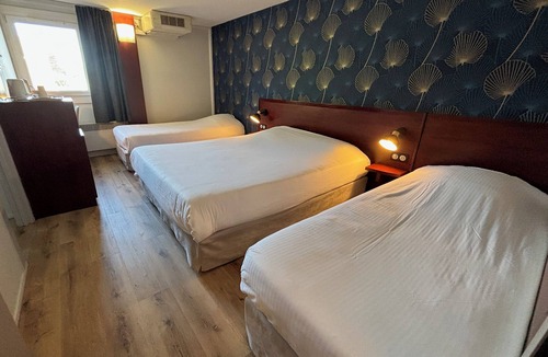 Lormont Hotel | Kyriad Bordeaux- Lormont