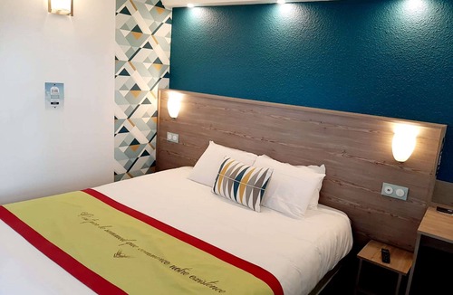 Fontaine-Notre-Dame Hotel | Kyriad Cambrai