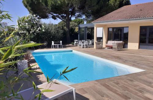 Villalbe Hotel | Kyriad Carcassonne - Aéroport