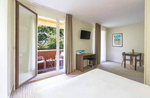 Chambery Hotel | Kyriad Chambéry Centre - Curial