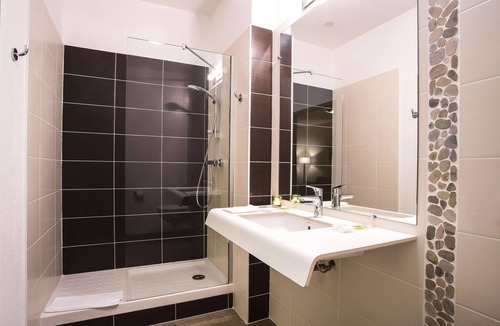 Chambery Hotel | Kyriad Chambéry Centre - Curial