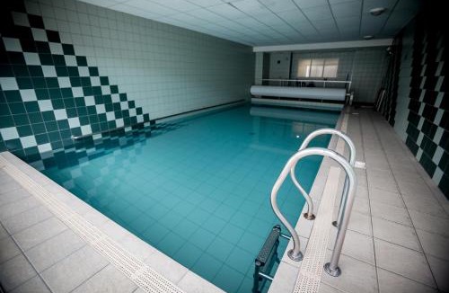 Clermont-Ferrand Hotel | Kyriad Clermont-Ferrand-Sud - La Pardieu