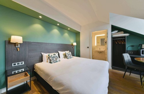 Crepy-en-Valois Hotel | Kyriad Crepy en Valois