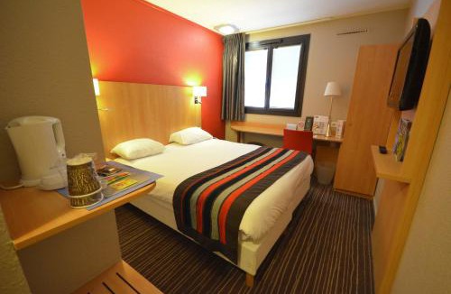 Dijon Hotel | Kyriad Dijon Est Mirande