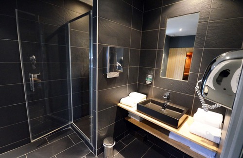 Dijon Hotel | Kyriad DIJON EST - Mirande