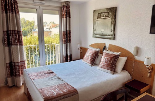 Arpajon Hotel | Kyriad Direct Arpajon