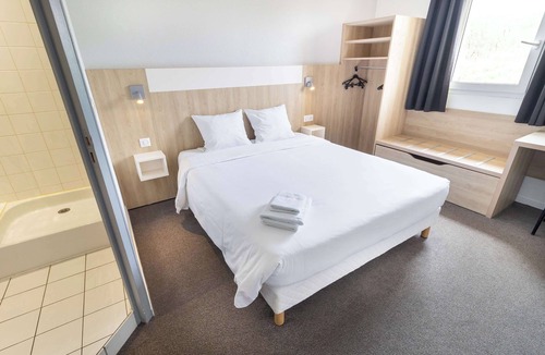 Appoigny Hotel | Kyriad Direct Auxerre Appoigny