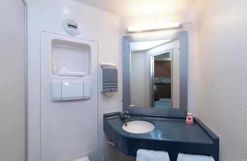 Chaintre Hotel | Kyriad Direct Macon Sud