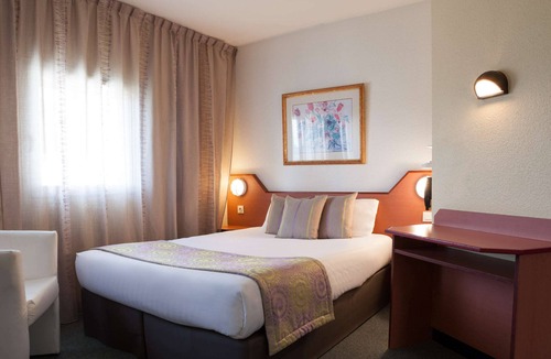 Vezin-le-Coquet Hotel | Kyriad Direct Rennes Ouest