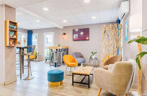 Chambray-les-Tours Hotel | KYRIAD DIRECT Tours Sud - Chambray Lès Tours