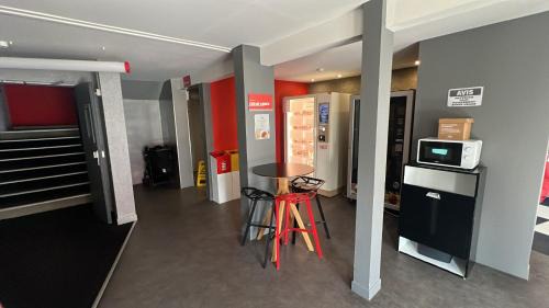 Trappes Hotel | Kyriad direct Trappes