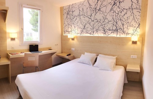 Rivesaltes Hotel | Kyriad ECO - Perpignan Nord Aéroport