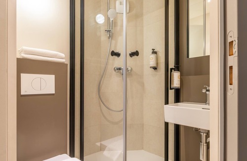 Roissy-en-France Hotel | Kyriad ECO - Roissy CDG Paris Nord 2 Parc des Expositions