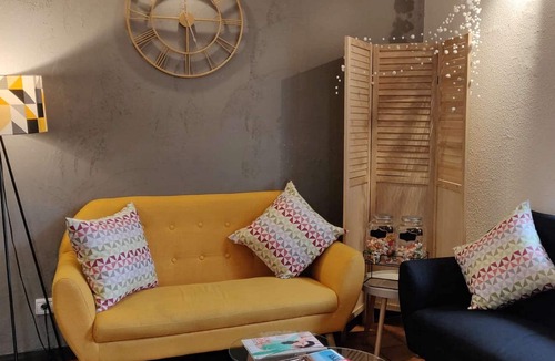 Saint-Genis-Pouilly Hotel | Kyriad Geneve - Saint-Genis-Pouilly